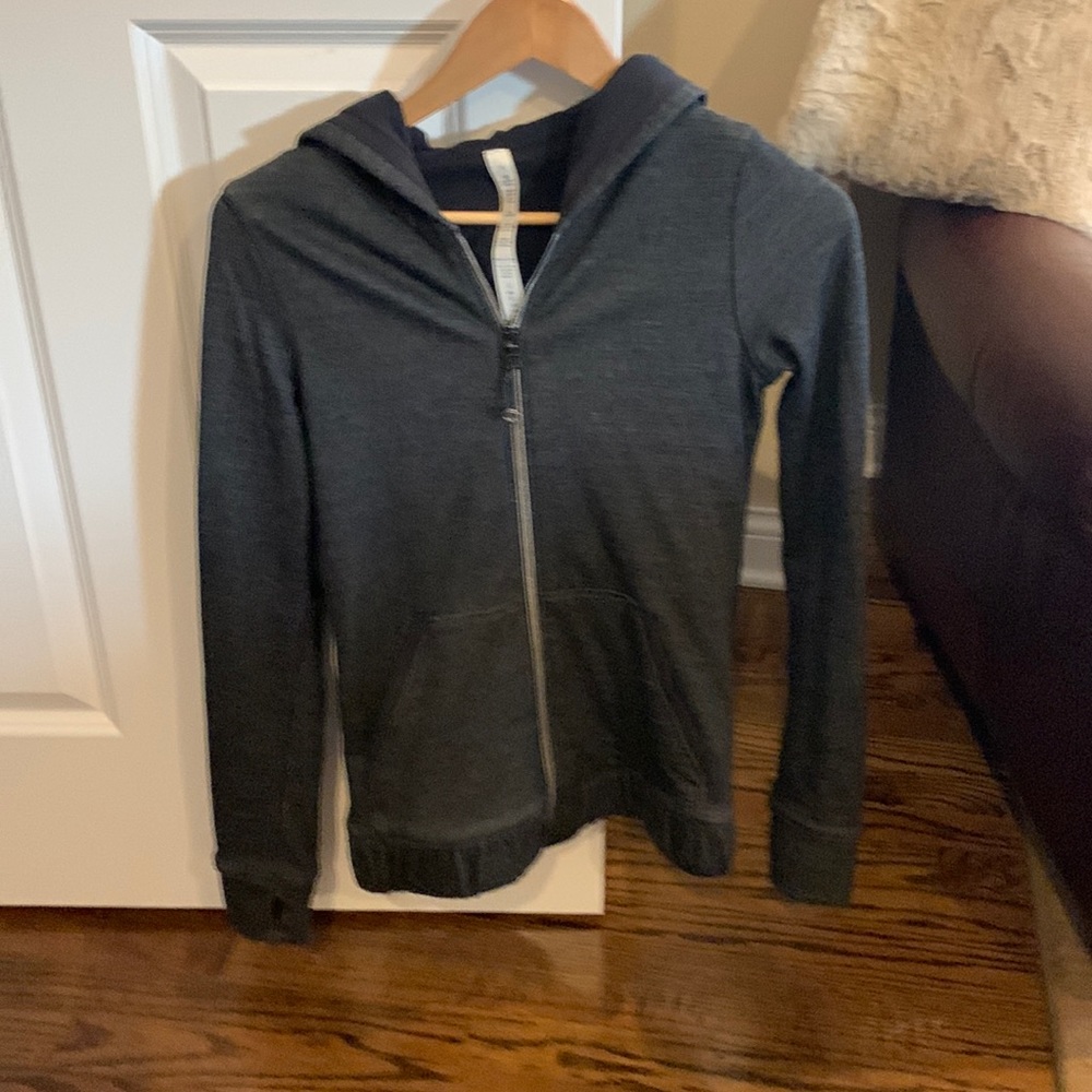 Lululemon gray hoodie size 4